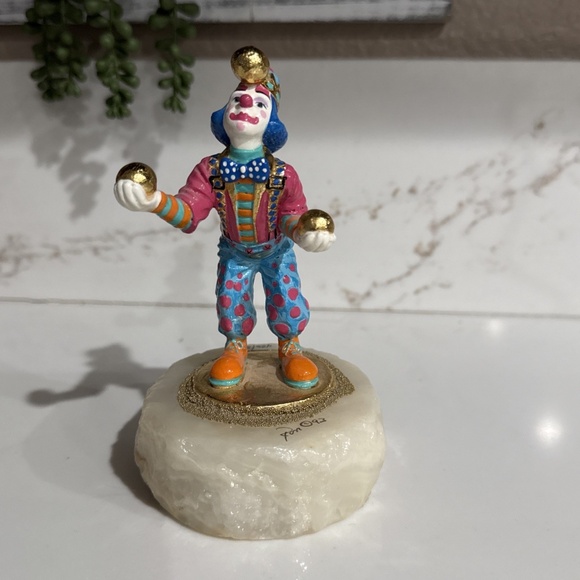 Ron Lee Clown Sculpture JAKE-A-JUGGLING' BALLS - Picture 1 of 7